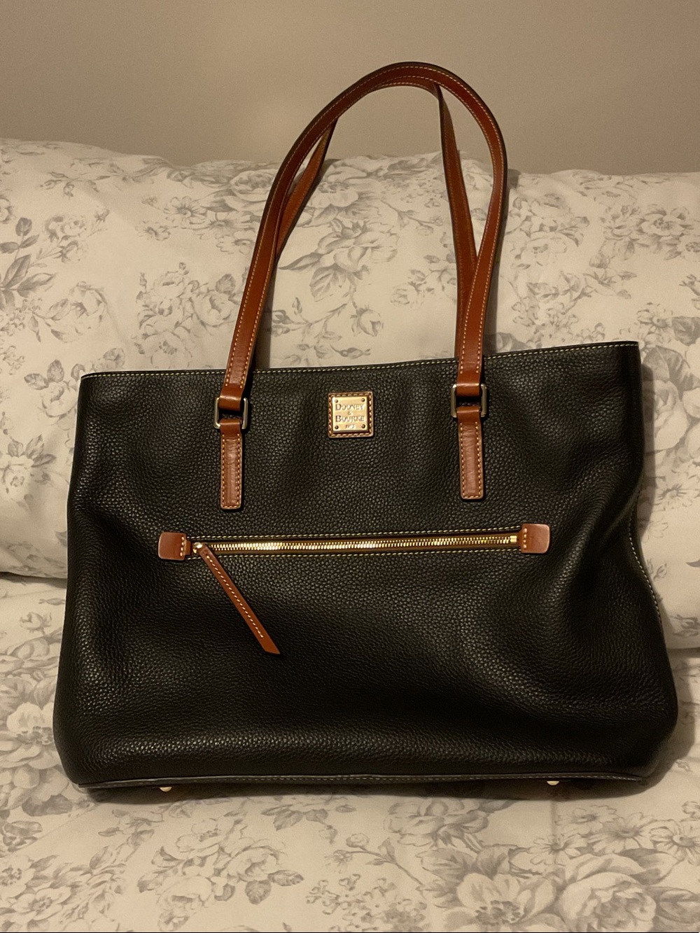 Dooney and Bourke black tote